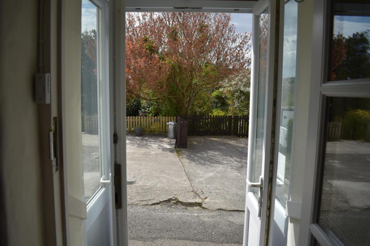 Froglets Apartment Tregoney Luaran gambar
